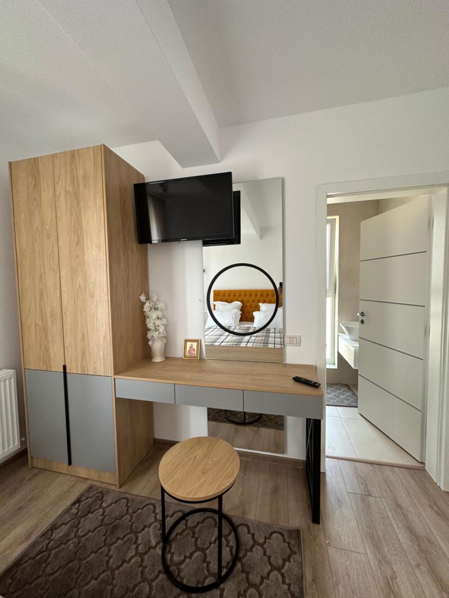 Apartamente Arinis Gura Humorului Exterior foto